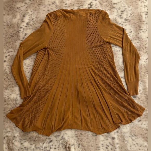 Dreamers Mustard Cardigan size S - Picture 2 of 2